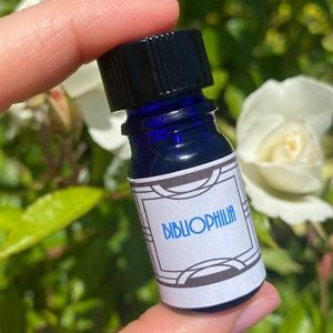 BIBLIOPHILIA - NUI COBALT